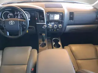 Toyota Sequoia 2018 4x2 Limited 4dr SUV