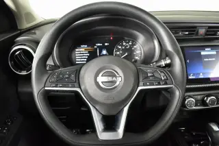 Nissan Kicks 2023 SV 4dr Crossover