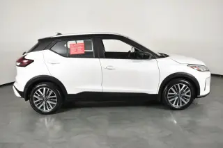 Nissan Kicks 2023 SV 4dr Crossover