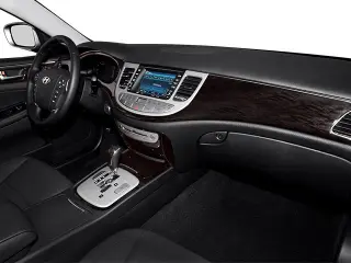 Hyundai Genesis 2013 3.8L 4dr Sedan