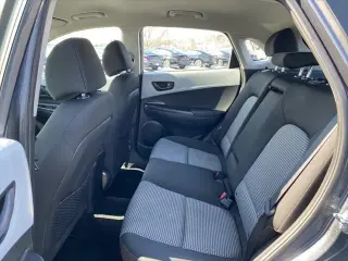 Hyundai KONA 2018 AWD SE 4dr Crossover