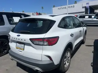 Ford Escape 2022 S 4dr SUV