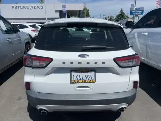 Ford Escape 2022 S 4dr SUV