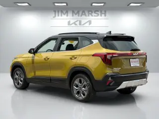 Kia Seltos 2024 S 4dr SUV