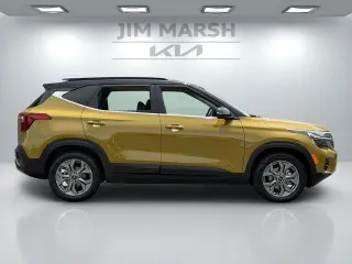 Kia Seltos 2024 S 4dr SUV