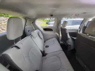 Chrysler Pacifica 2018 Touring L Plus 4dr Mini-Van