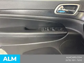 Jeep Grand Cherokee 2017 4x4 Altitude 4dr SUV