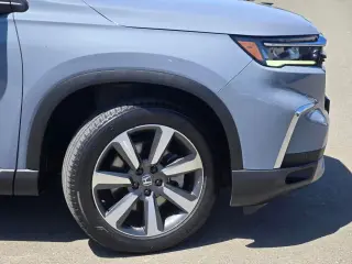 Honda Pilot 2024 AWD Touring 4dr SUV