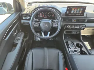 Honda Pilot 2024 AWD Touring 4dr SUV