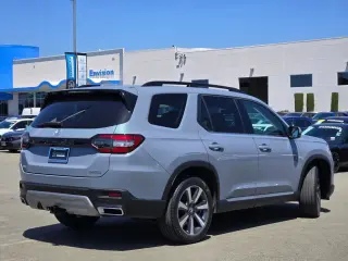 Honda Pilot 2024 AWD Touring 4dr SUV