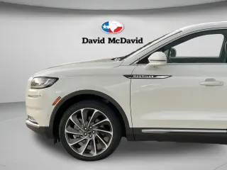 Lincoln Nautilus 2023 AWD Reserve 4dr SUV