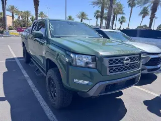 Nissan Frontier 2022 4x4 SV 4dr Crew Cab 6.1 ft. LB