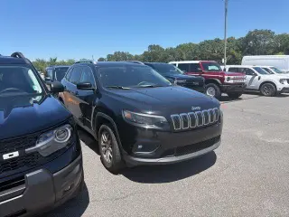 Jeep Cherokee 2019 4x4 Latitude 4dr SUV