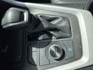 Toyota RAV4 Hybrid 2022 AWD XLE Premium 4dr SUV