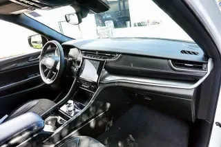 Jeep Grand Cherokee 2023 4x4 Laredo X 4dr SUV