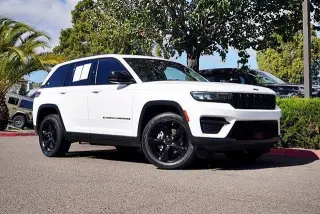 Jeep Grand Cherokee 2023 4x4 Laredo X 4dr SUV
