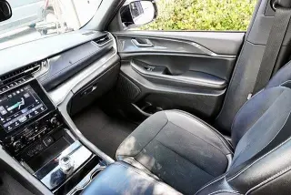 Jeep Grand Cherokee 2023 4x4 Laredo X 4dr SUV