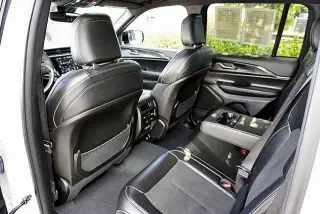 Jeep Grand Cherokee 2023 4x4 Laredo X 4dr SUV