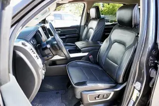 Ram 1500 2019 4x2 Laramie 4dr Crew Cab 5.6 ft. SB Pickup