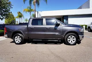 Ram 1500 2019 4x2 Laramie 4dr Crew Cab 5.6 ft. SB Pickup