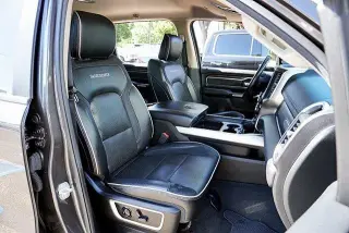 Ram 1500 2019 4x2 Laramie 4dr Crew Cab 5.6 ft. SB Pickup