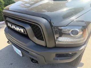 Ram 1500 Classic 2022 4x4 SLT 4dr Crew Cab 5.5 ft. SB Pickup