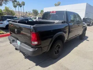 Ram 1500 Classic 2022 4x4 SLT 4dr Crew Cab 5.5 ft. SB Pickup