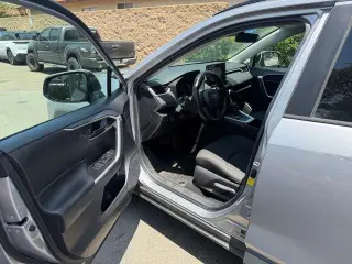 Toyota RAV4 Hybrid 2022 AWD LE 4dr SUV
