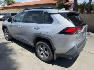 Toyota RAV4 Hybrid 2022 AWD LE 4dr SUV