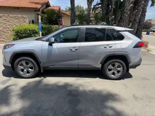 Toyota RAV4 Hybrid 2022 AWD LE 4dr SUV