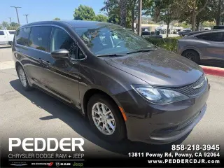 Chrysler Voyager 2022 LX 4dr Mini-Van