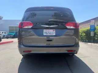 Chrysler Voyager 2022 LX 4dr Mini-Van