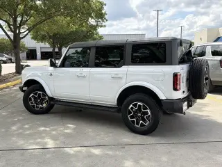 Ford Bronco 2022 4x4 Badlands Advanced 4dr SUV