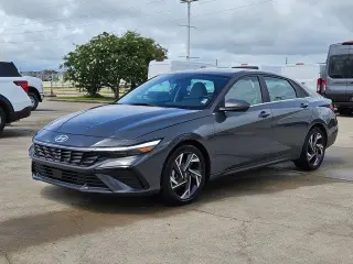 Hyundai ELANTRA 2024 Limited 4dr Sedan