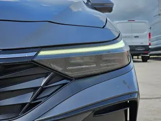 Hyundai ELANTRA 2024 Limited 4dr Sedan