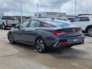 Hyundai ELANTRA 2024 Limited 4dr Sedan