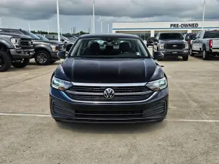 Volkswagen Jetta 2024 S 4dr Sedan 8A