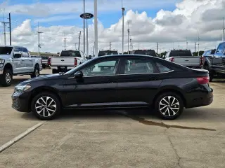 Volkswagen Jetta 2024 S 4dr Sedan 8A