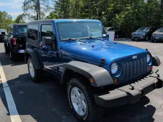 Jeep Wrangler 2010 4x4 Sport 2dr SUV