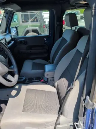 Jeep Wrangler 2010 4x4 Sport 2dr SUV