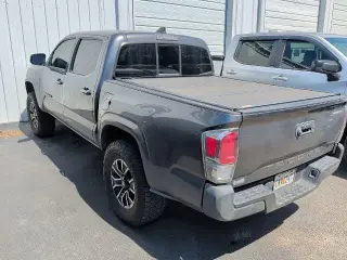 Toyota Tacoma 2022 4x2 SR5 4dr Double Cab 5.0 ft SB