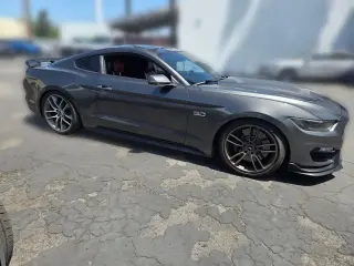Ford Mustang 2016 GT Premium 2dr Fastback