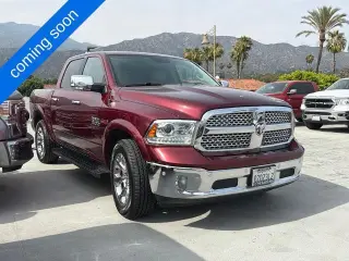 Ram 1500 2017 4x4 Laramie 4dr Crew Cab 5.5 ft. SB Pickup