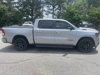Ram 1500 2022 4x2 Big Horn 4dr Crew Cab 5.6 ft. SB Pickup