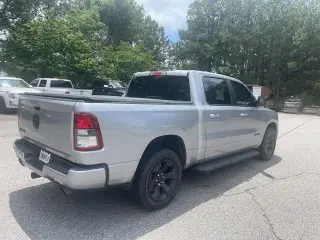 Ram 1500 2022 4x2 Big Horn 4dr Crew Cab 5.6 ft. SB Pickup