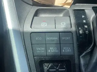 Toyota RAV4 2024 AWD LE 4dr SUV