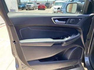 Ford Edge 2020 AWD Titanium 4dr Crossover