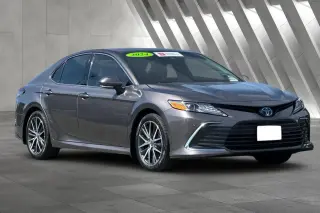 Toyota Camry Hybrid 2023 XLE 4dr Sedan