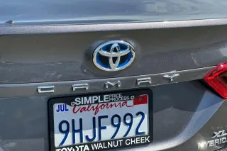 Toyota Camry Hybrid 2023 XLE 4dr Sedan