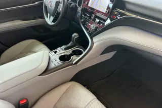 Toyota Camry Hybrid 2023 XLE 4dr Sedan